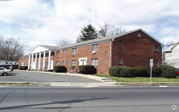 Building Photo - 501 Rahway Ave