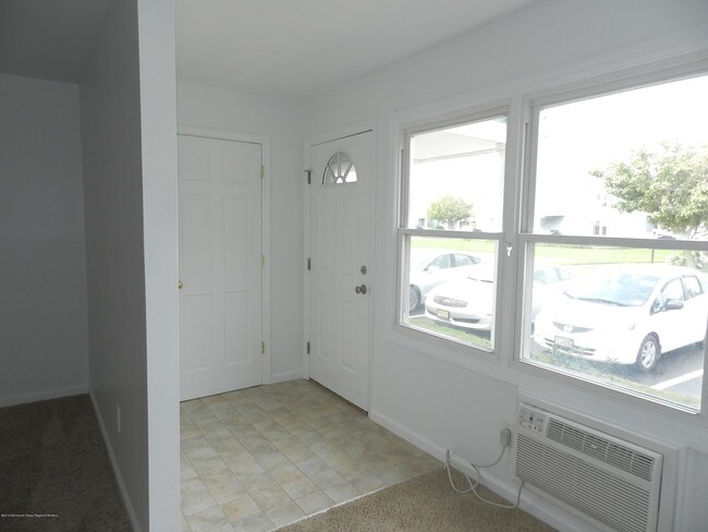 Building Photo - 100 Seaview Ave