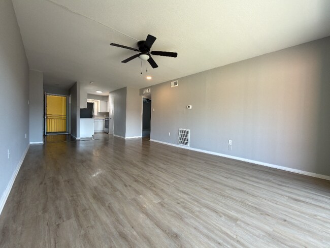 Foto del edificio - 301 Tri City Beach Rd