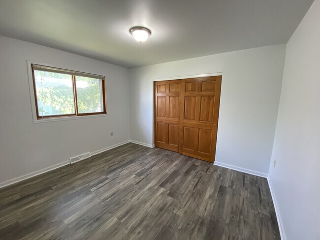 Foto del edificio - 217 Northwest Barstow Street