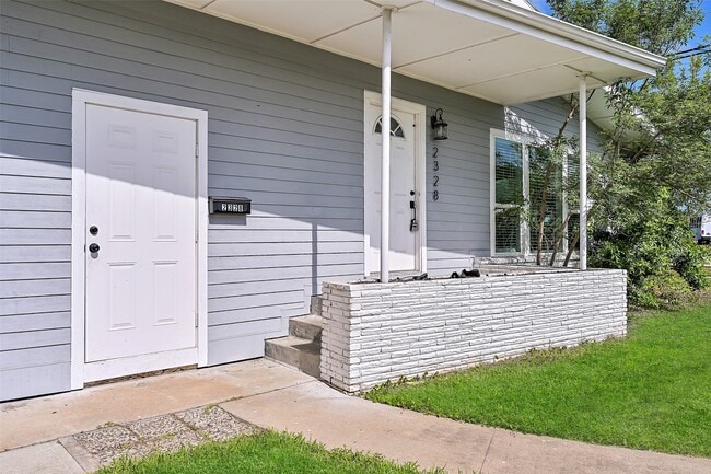 Foto del edificio - 2328 Wimcrest St