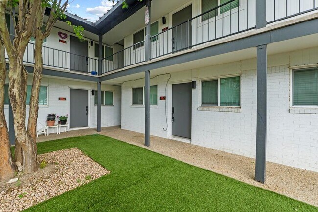 Foto del edificio - 7929 Gault St