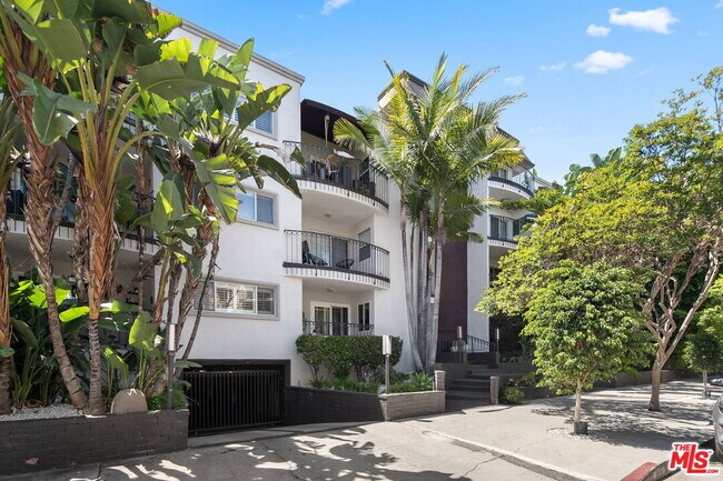 Foto del edificio - 625 Flores St