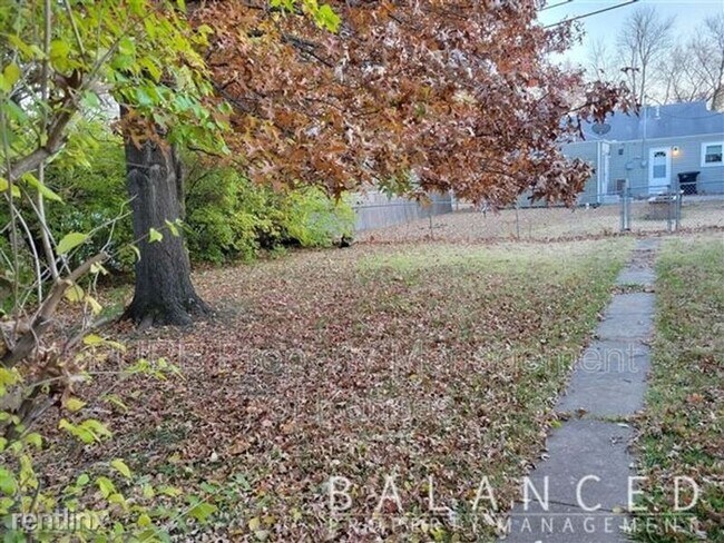 Foto del edificio - 5407 SW Huntoon St