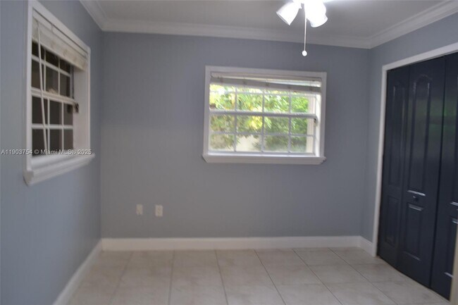 Foto del edificio - 3501 NW 14th Terrace