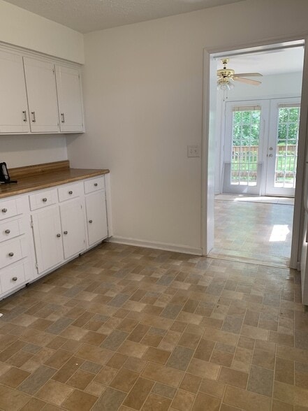 Photo - 6383 Ivy Street Unit Apartment