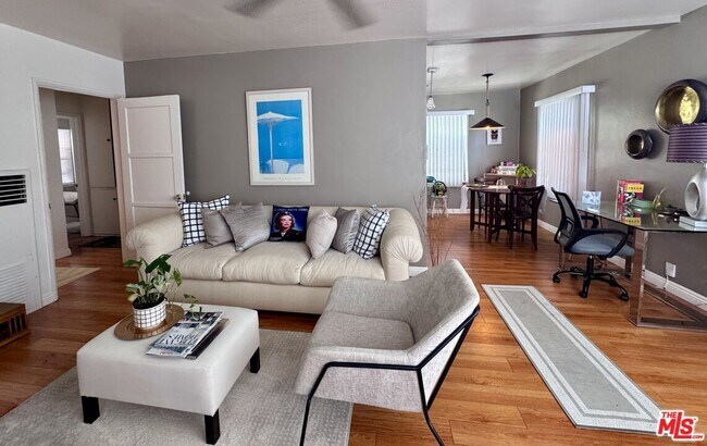 Foto del edificio - 2177 W 27th St