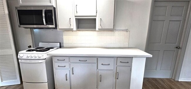 Building Photo - 1067 Lanier Blvd NE
