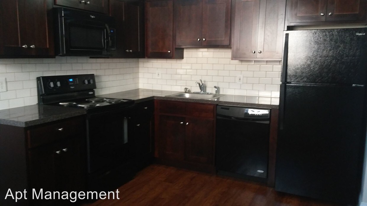 Foto principal - 201-203-203 W Chester Pike