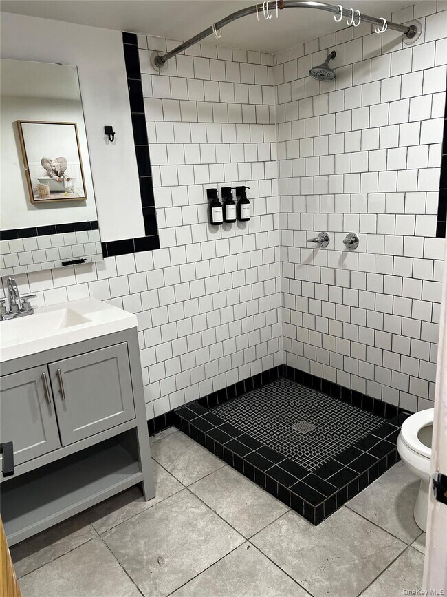 Foto del edificio - 45 Shady Ln