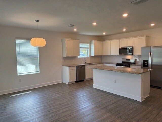 Photo - 42455 Cascade Dr House