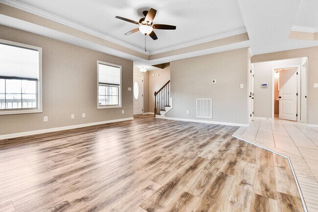 Foto del edificio - Pet Friendly Three Bedroom with Bonus!