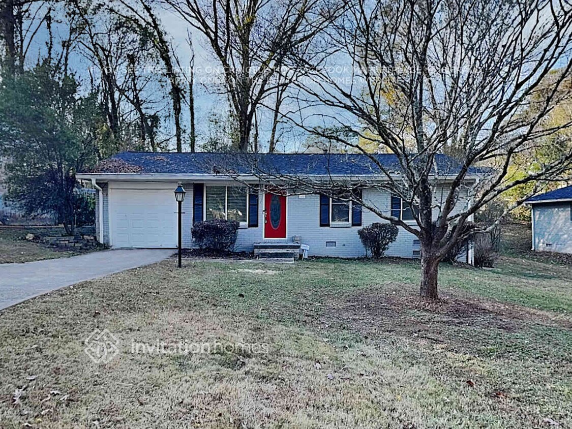 Primary Photo - 1455 Colony E Cir