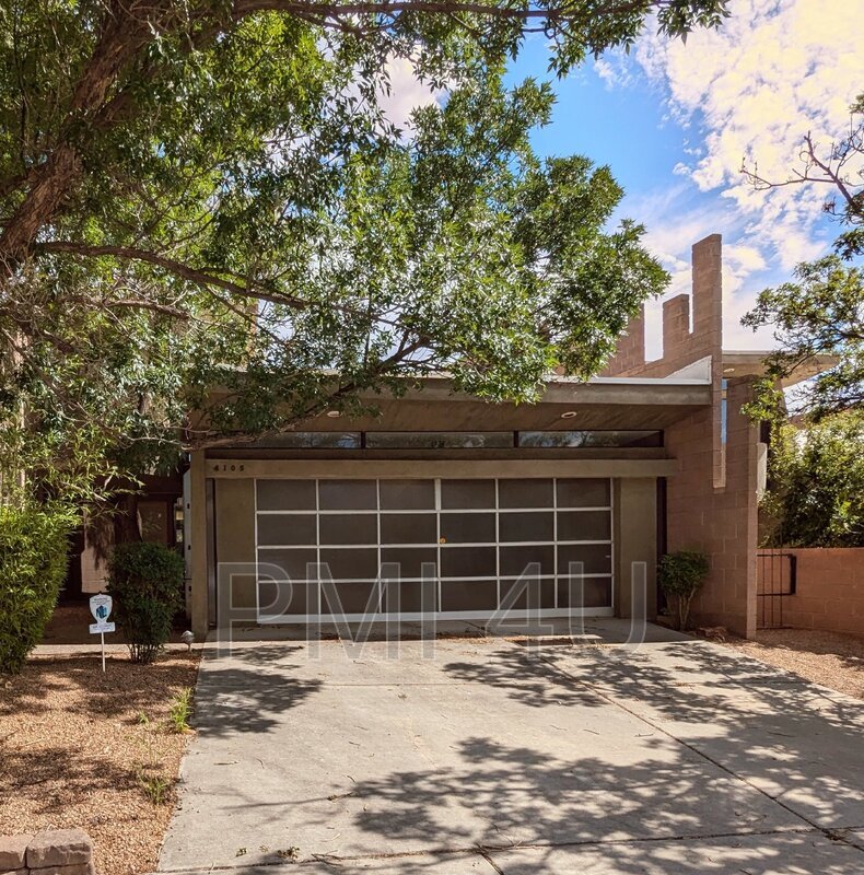Foto principal - 4105 Bay Ct NE