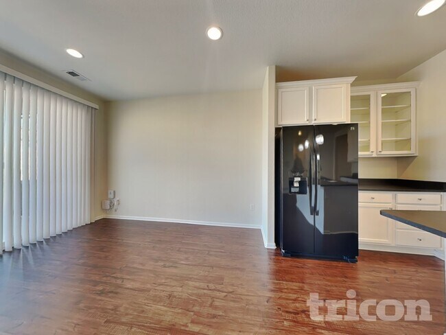 Foto del edificio - 4363 E 96th Way