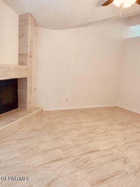 Building Photo - 11366 Lake Loy Dr
