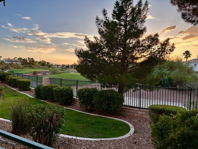 Vista desde la unidad - 2251 Wigwam Pky