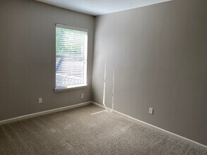 Building Photo - 3503 Lost Oak Dr Building Photo - 3503 Lost Oak Dr