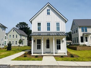 Building Photo - 107 Gardenia Ln