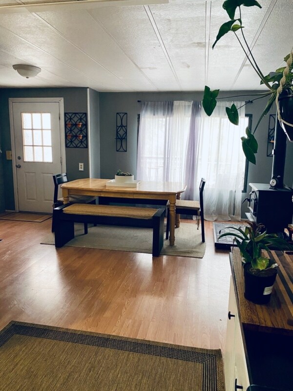 Foto del edificio - 20989 Tumalo Rd