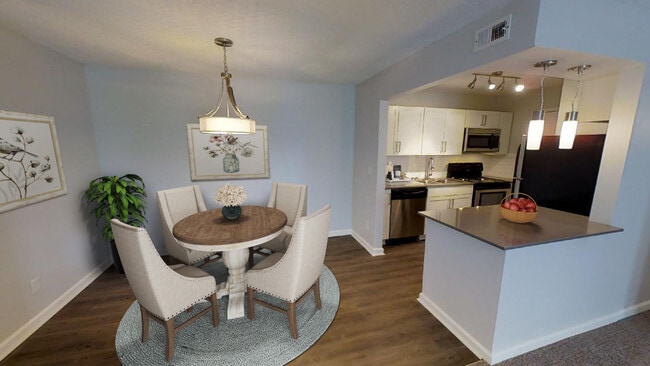 Building Photo - Aurea Apartments