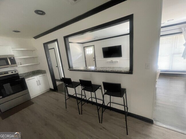 Foto del edificio - 2597 Glenvalley Dr