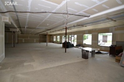 Building Photo - 225-245 Beaver Kreek Ctr