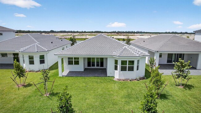 Building Photo - 13674 Spruce Pne Dr