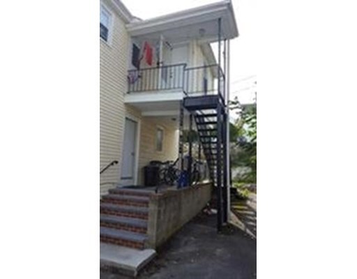 Primary Photo - 111 Glenwood St