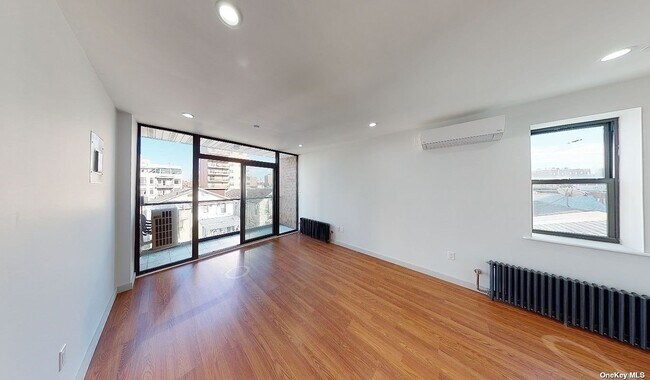 Foto del edificio - 3031 Brighton 5th St