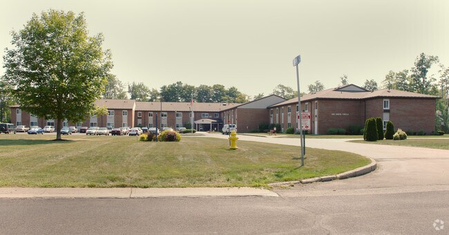Building Photo - Ahepa 67 Apaprtments