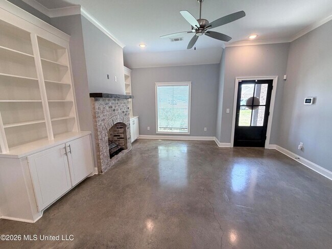 Foto del edificio - 531 Birchwood Blvd