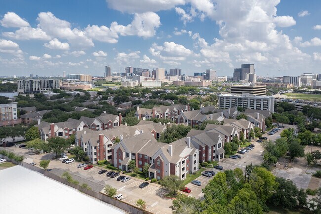 Foto aérea - City Plaza Condominiums