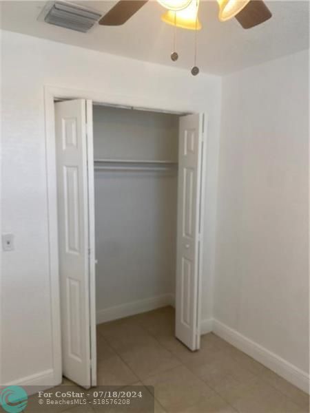 Building Photo - 1465 W 33rd St
