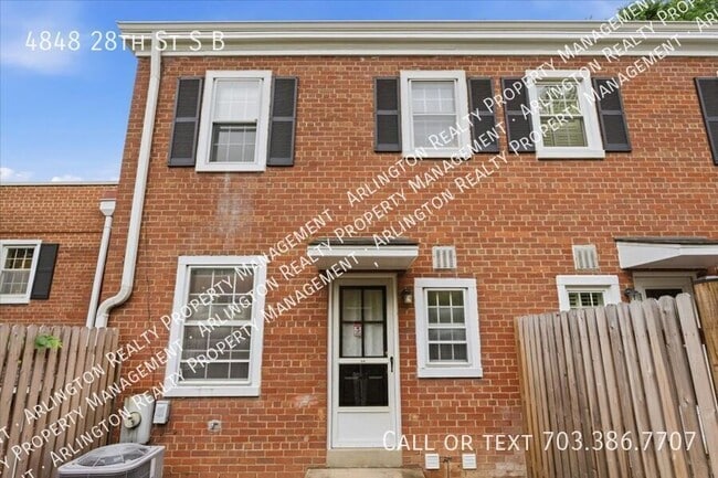Building Photo - 4848 S 28th St