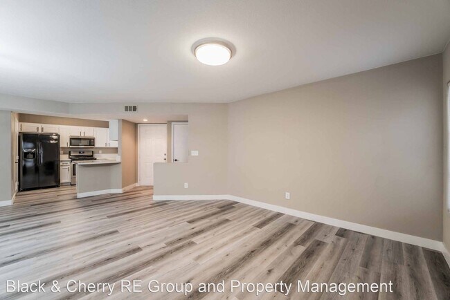 Foto del edificio - 2 br, 2 bath House - 4555 E Sahara Ave #184