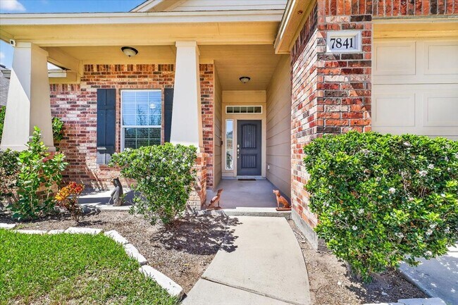 Foto del edificio - 7841 Fort Griffen Dr