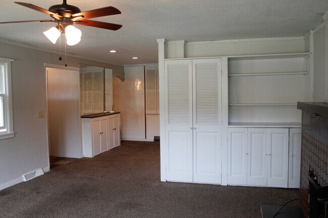 Sala de estar - 1029 9th Ave
