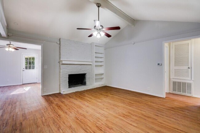 Building Photo - 1701 Wagon Gap Dr