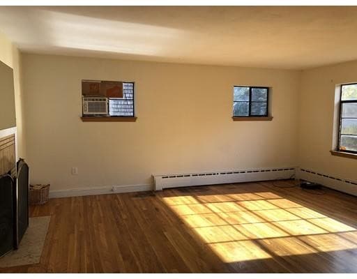 Building Photo - 31 Chaske Ave