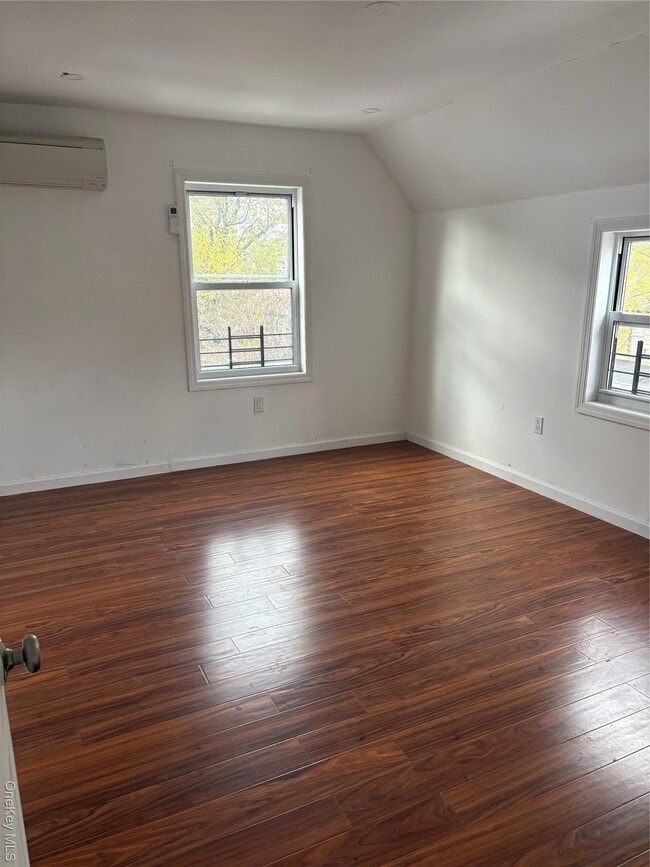 Foto del edificio - 3141 Kingsbridge Terrace