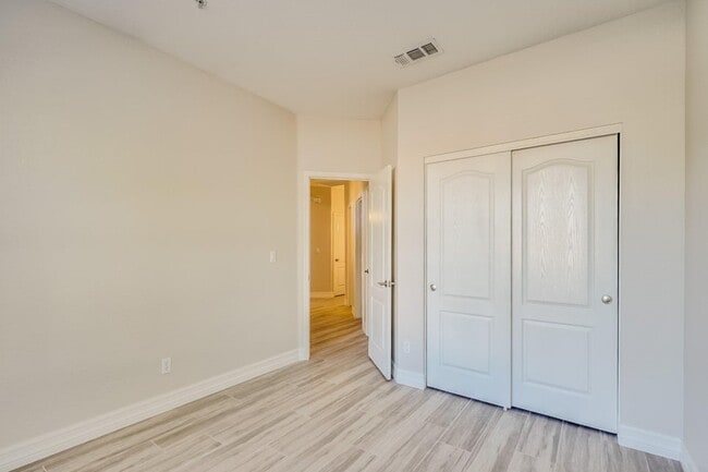 Building Photo - 8089 E Rita Dr