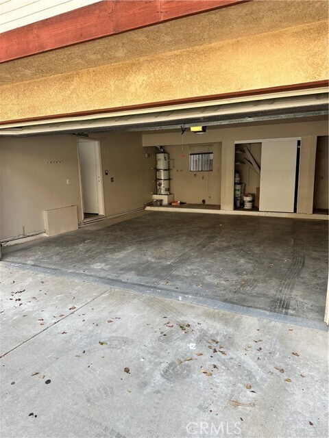 Building Photo - 11233 Barnwall St