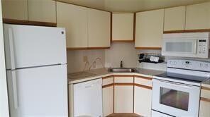 Foto del edificio - 3859 Coral Tree Cir