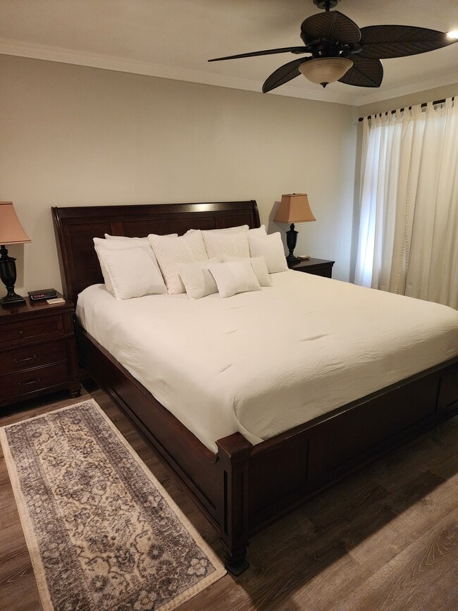 Foto del edificio - 1050 E Ramon Rd