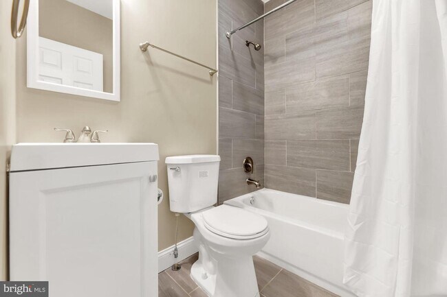 Foto del edificio - 1607 E 29th St