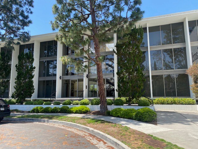 Foto del edificio - 8701 Delgany Ave