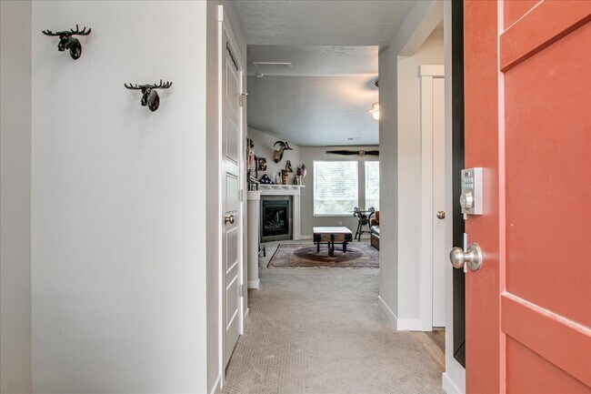 Building Photo - 3097 W Ginger Gold Dr