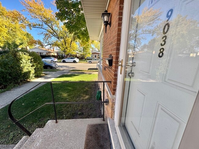 Foto del edificio - 9038 Niles Center Rd