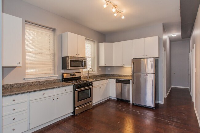 Foto del edificio - 1223 W Erie St